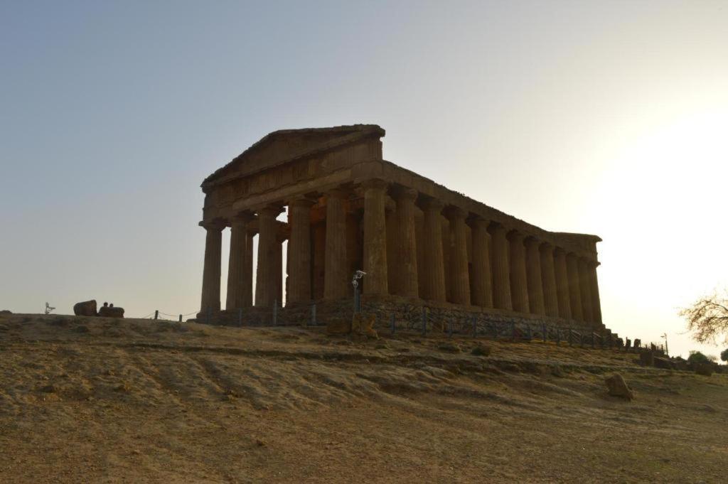 Casa Vacanze La Casetta Di Zinu' Πόρτο Εμπέντοκλε Εξωτερικό φωτογραφία